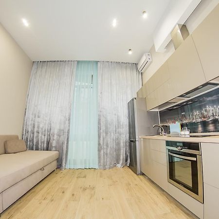 Arkadiya Hills Family Apartment Odesa Exterior photo